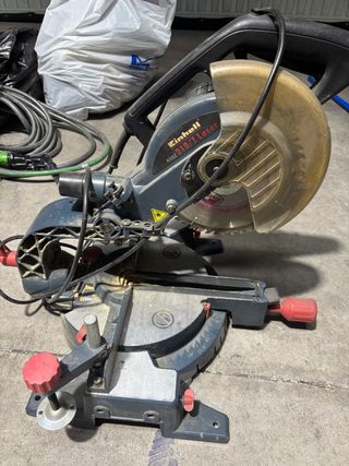 Sierra Ingletadora Einhell KGS 210/1 Laser