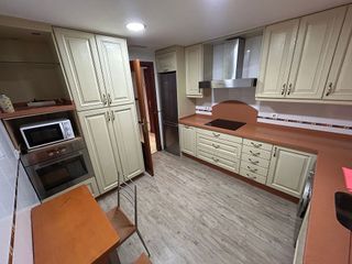 Piso en alquiler en Martín Carpena - Torre del Río en Málaga