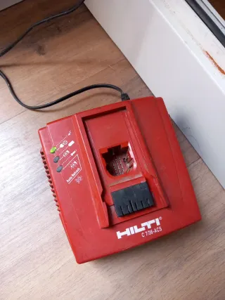 Atornillador Hilti SF 150-A + Cargador + Batería