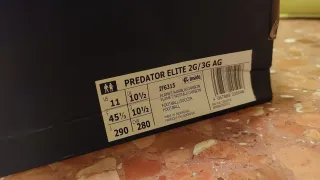 Scarpe da calcio Adidas Predator taglia 43 1/3 nuove