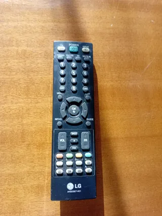 Mando a distancia LG AKB33871401