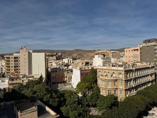 Piso en alquiler en Centro en Almería