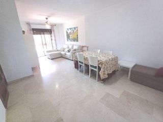 Piso en alquiler en Ciudad Jardín - Zoco en Córdoba