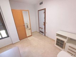 Piso en alquiler en Ciudad Jardín - Zoco en Córdoba