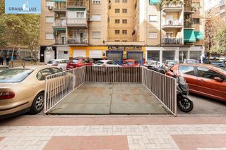 Local comercial en venta en Barrio de Zaidín en Granada