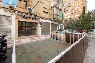 Local comercial en venta en Barrio de Zaidín en Granada