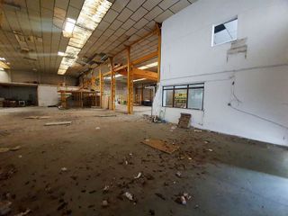 Local comercial en venta en Valdepeñas