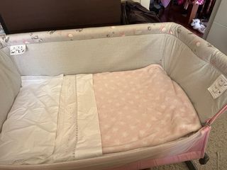 Cuna colecho Chicco rosa