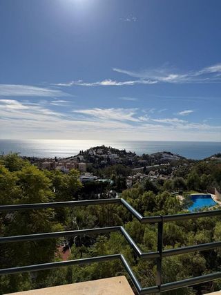 Piso en alquiler en Cerrado Calderón - El Morlaco en Málaga