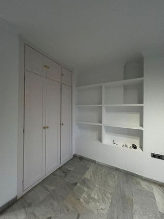 Piso en alquiler en Cerrado Calderón - El Morlaco en Málaga