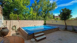 Chalet en venta en Alfacar