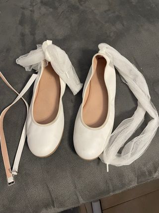 Manoletinas comunión piel blancas