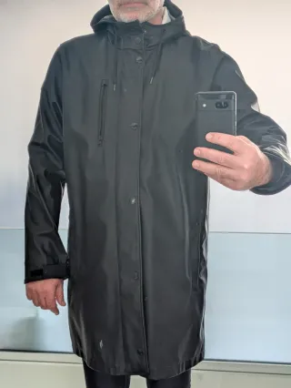 Parka Impermeable Hollister Talla XL Negra