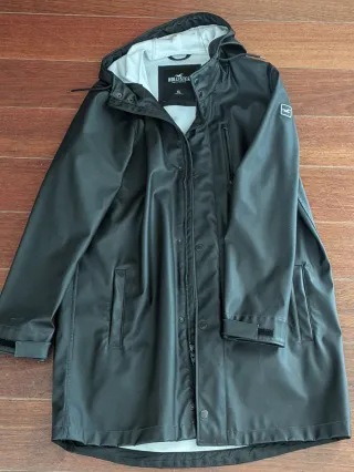 Parka Impermeable Hollister Talla XL Negra
