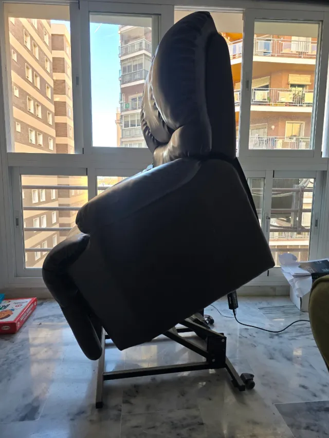 SILLONES RELAX CON MASAJE ☎️683469031☎️