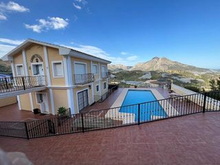 Chalet en venta en Callosa d´En Sarrià