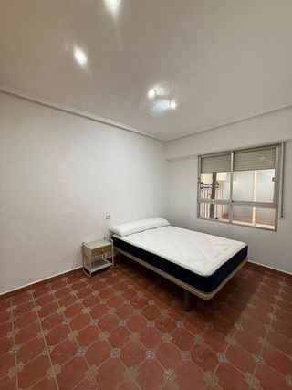 Piso en alquiler en Elda