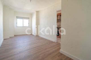 Piso en alquiler en Els Orriols en Valencia