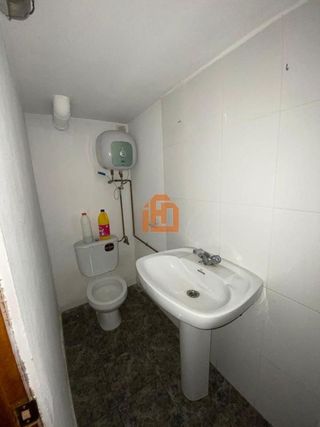 Local comercial en alquiler en Trobajo del Camino en San Andrés del Rabanedo