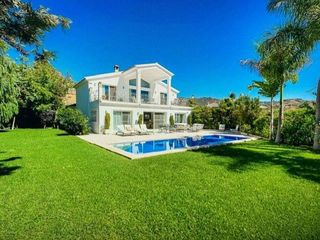 Chalet en alquiler en Elviria en Marbella