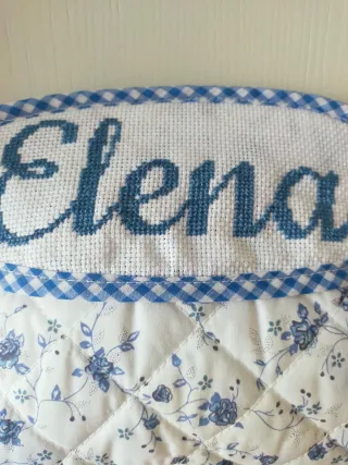 Beauty case ricamato Elena