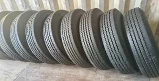 Neumáticos 8.25R15 143/141G-141/140K