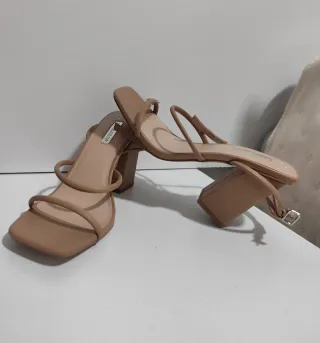 Sandali con tacco + borsa