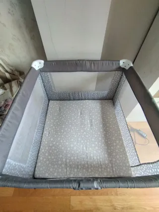 Parque infantil Jané estrellas y colchoneta