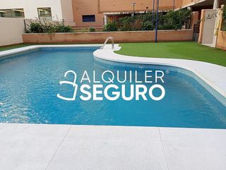 Piso en alquiler en Martín Carpena - Torre del Río en Málaga