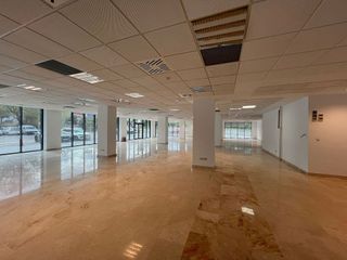Local comercial en alquiler en Zona Industrial en Alcobendas