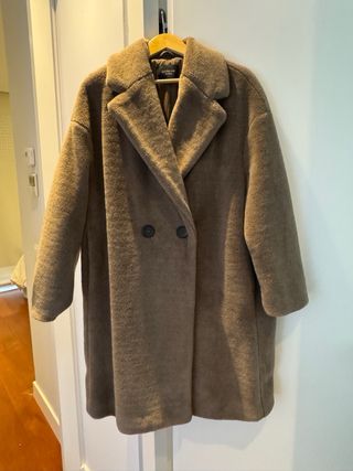 Abrigo L Marrón Nuevo