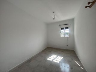 Chalet en alquiler en Torre de Esteban Hambrán (La)