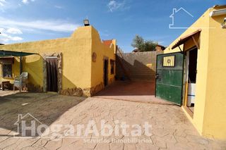 Chalet en venta en Alcora, l´