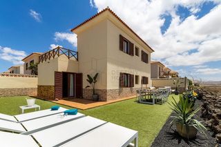Chalet en venta en Corralejo en Oliva (La)