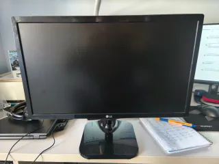 Monitor LG 22M47VQ Negro