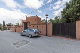 Chalet en venta en Alfacar