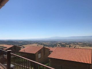 Chalet en venta en Lapoblación