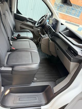 Ford Transit Custom 2.0 diésel136cv .ano2024.