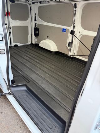 Ford Transit Custom 2.0 diésel136cv .ano2024.