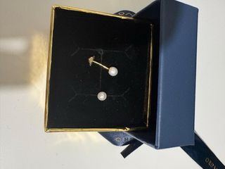 Pendientes bebé oro perlas blancas