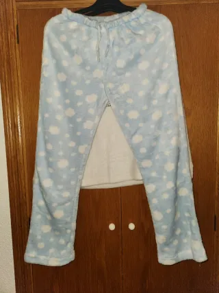 Pijama mujer calentito nubes