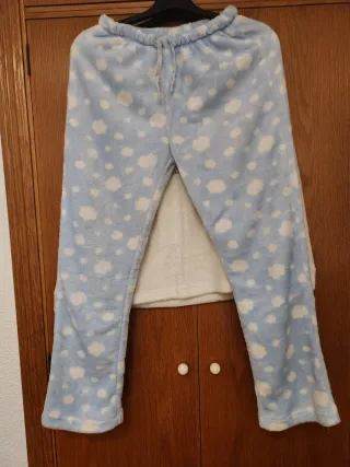 Pijama mujer calentito nubes
