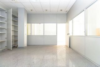 Local comercial en venta en Universidad en Ciudad Real