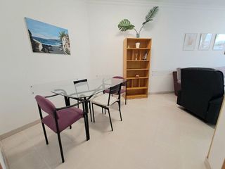 Piso en alquiler en Santa Catalina - Canteras en Palmas de Gran Canaria(Las)