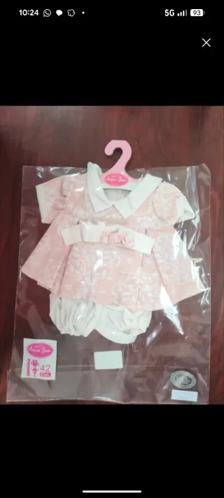 Pack 4 vestidos de muñecas Antonio Juan 42cm