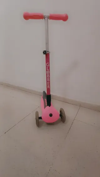 Patinete infantil Globber rosa 3 ruedas