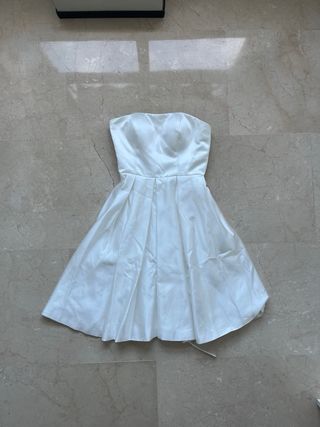 Vestido de novia corto blanco