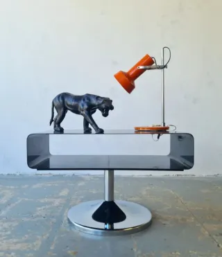 Mesa giratoria diseño de Kare Design.