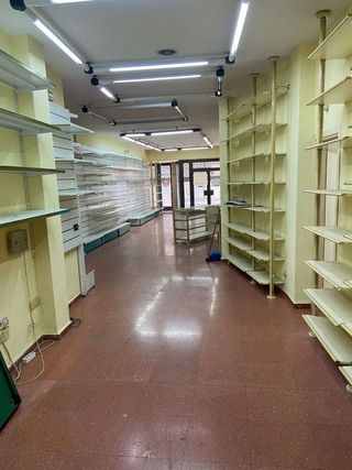 Local comercial en venta en Universidad en Ciudad Real