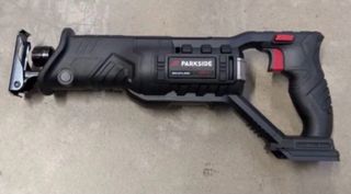 Sierra de sable Parkside